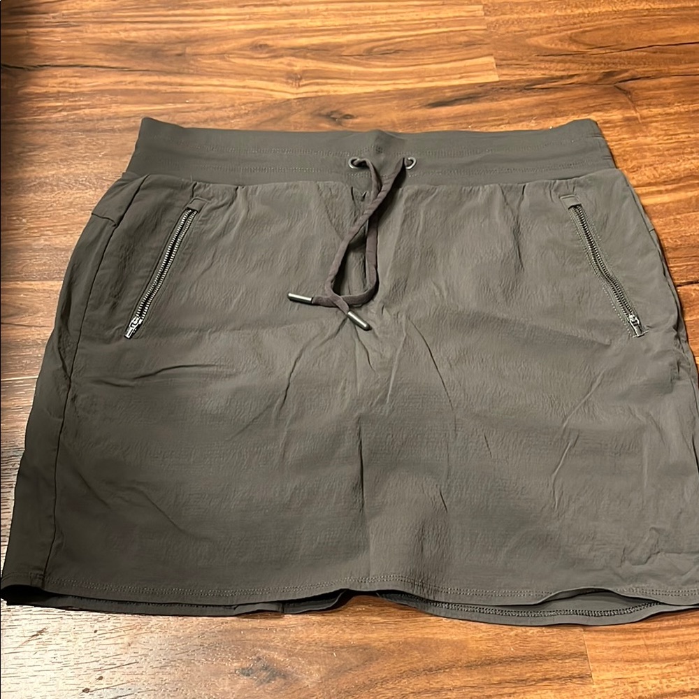 ATHLETA Dark Gray Drawstring Skirt with Zipper Pockets - 12 T